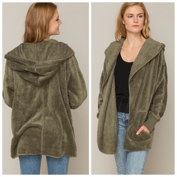 Soft faux fur plush hooded cardigan - Picture 2 of 8